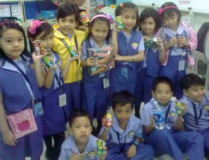 SALT Academy Sharing Food